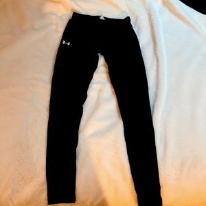 Women’s black under armour workout leggings